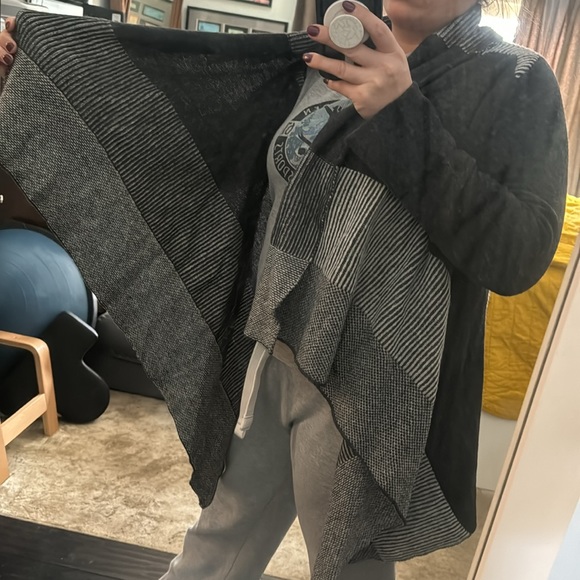 Mercer & Madison waterfall cardigan - Picture 11 of 15